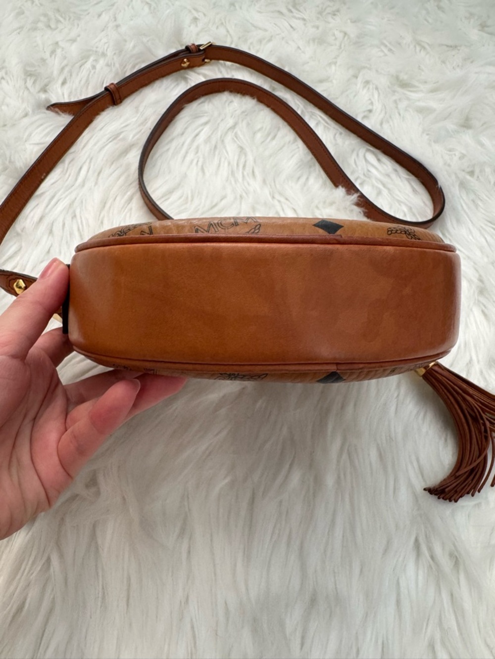 MCM heritage tambourine Crossbody - Picture 5 of 10